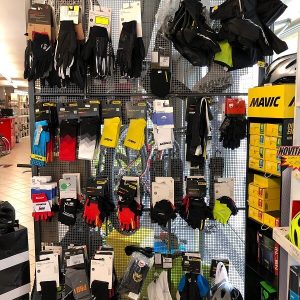 Calze e guanti per bici - Abbigliamento sportivo bici - RMC negozio di bici Villafranca Verona