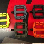 Pedali bici Flat BONTRAGER - Accessori bici - RMC negozio di bici a Verona Villafranca