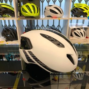 Bontrager Ballista Bianco MIPSA. Casco bici da strada. Caschi bici da corsa. RMC negozio bici Verona