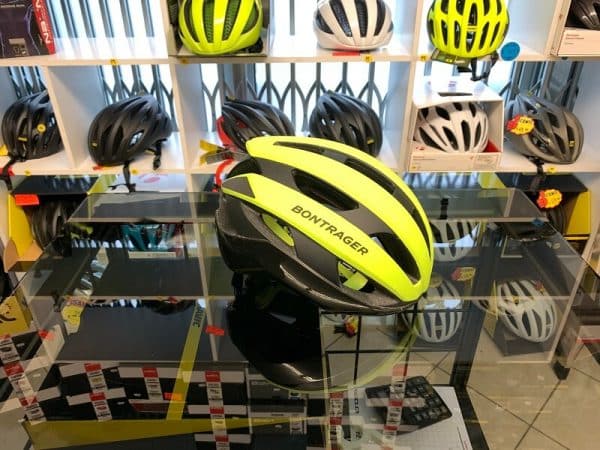 Bontrager Circuit MIPS. Casco per bici da strada. Caschi bici da corsa. RMC negozio di bici a Verona