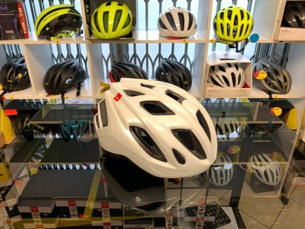 Met Espresso Bianco. Casco bici da strada. Caschi bici da corsa. RMC negozio bici Verona