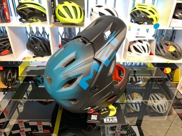 Met Parachute MIPS - Casco MTB. Caschi bici Mountain Bike. RMC negozio biciclette Verona