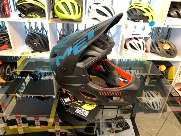 Met Parachute MIPS - Casco MTB. Caschi bici Mountain Bike. RMC negozio biciclette Verona