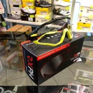 Occhiale BRN Fotocromatici nero e giallo - Accessori per andar in giro in bici. RMC negozio biciclette Verona