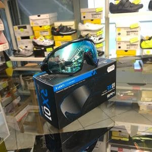 Occhiale BRN nero blu - Accessori per andar in giro in bici. RMC negozio biciclette Verona