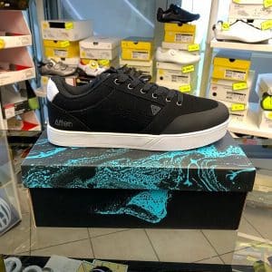 Afton Keegan Nera. Scarpe bici MTB Mountain Bike flat Verona. RMC negozio bici a Verona