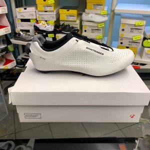 Bontrager Ballista bianca. Scarpe bici da corsa. Bicicletta da strada. RMC negozio bici a Verona