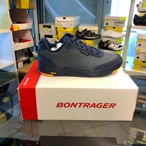 Bontrager Flatline Mountain Blu. Scarpe bici MTB Mountain Bike flat Verona. RMC negozio bici a Verona