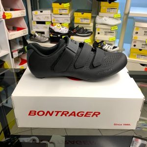 Bontrager Starvos. Scarpe bici da corsa. Bicicletta da strada. RMC negozio bici a Verona