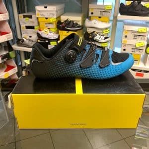 red womens running shoes