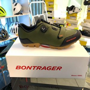 Bontrager Foray verde. Scarpe bici MTB Mountain Bike SPD Verona. RMC negozio bici a Verona