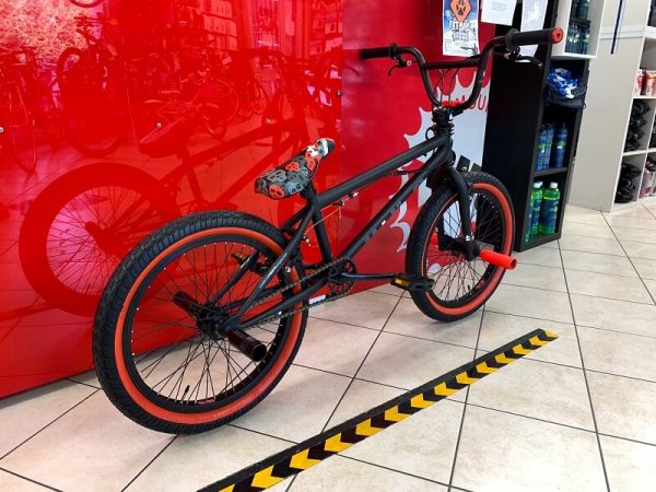 Bmx Freestyle 20” Mbm UNO nera. Bici bmx freestyle a Verona - RMC negozio di biciclette a Verona