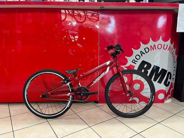 Bmx Inspyre Neon. Bici BMX Verona. Biciclette bmx race per gare. RMC negozio di bici Verona