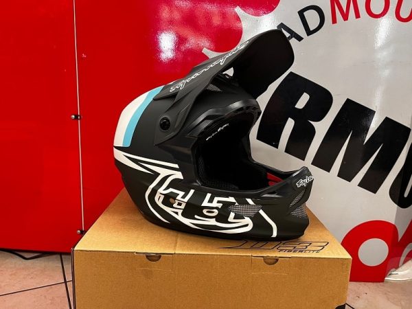 Casco Troy Lee Designs D3 2023 nero e bianco. Caschi BMX e MTB Verona. Protezioni bici