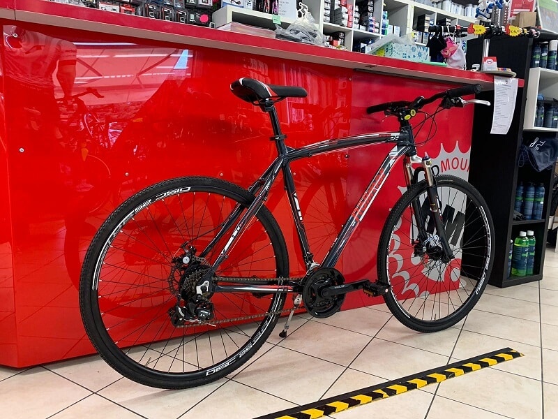 Rollmar Trekking uomo nera. Bici City Bike a Verona. RMC negozio