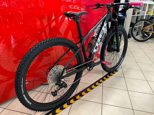 Trek Marlin MTB Gara 27,5. Bici bambino. MTB Mountain Bike Gara Bimbo Verona