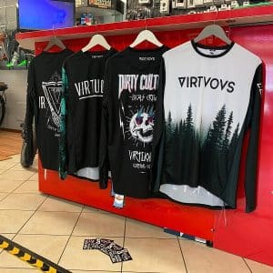 Maglie Freeride Virtuous. Abbigliamento sportivo bici Verona. RMC negozio di biciclette Villafranca