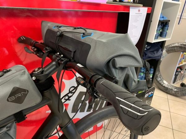 Kit Borse viaggio bici. Accessori per bici clette Verona. RMC negozio di bici Villafranca Verona