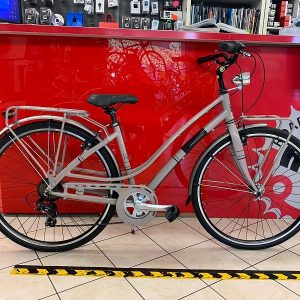 Montana Luna Piena 28” grigia donna City Bike Verona. Bici per città. RMC negozio di biciclette