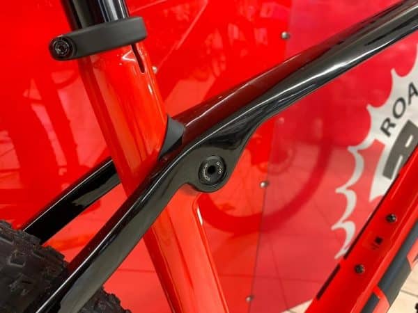 Trek Procaliber 9.6 nera e rossa 2021. Bicicletta MTB Mountain Bike Verona. RMC negozio bici Verona