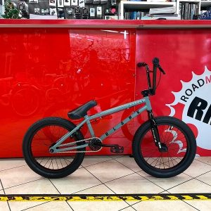 Bmx Street 18” grigio scuro. Bmx Street Verona. Bicicletta BMX Verona. RMC negozio di bici Verona