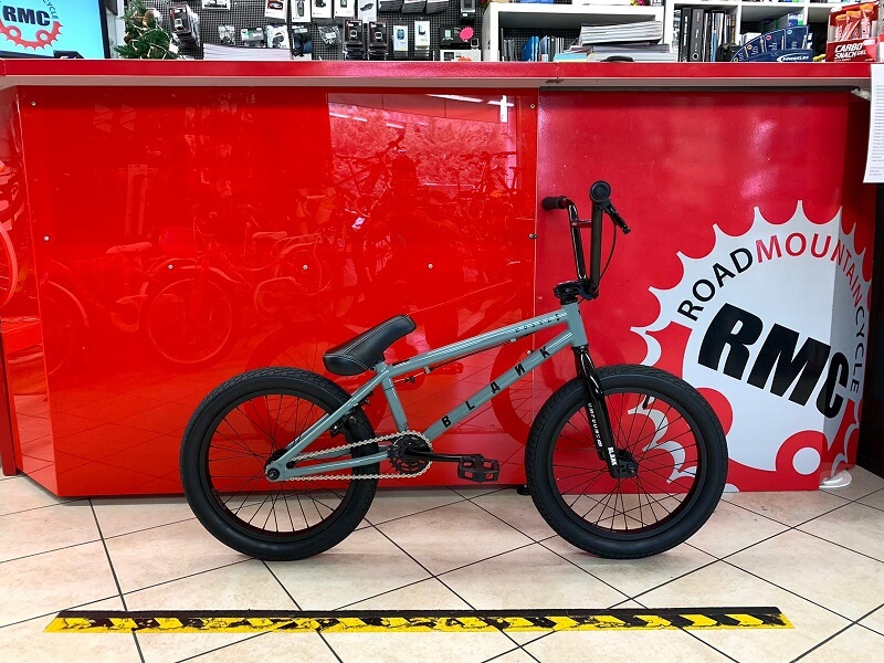 Bmx Street 18” grigio scuro. Bmx Street Verona. Biciclette RMC