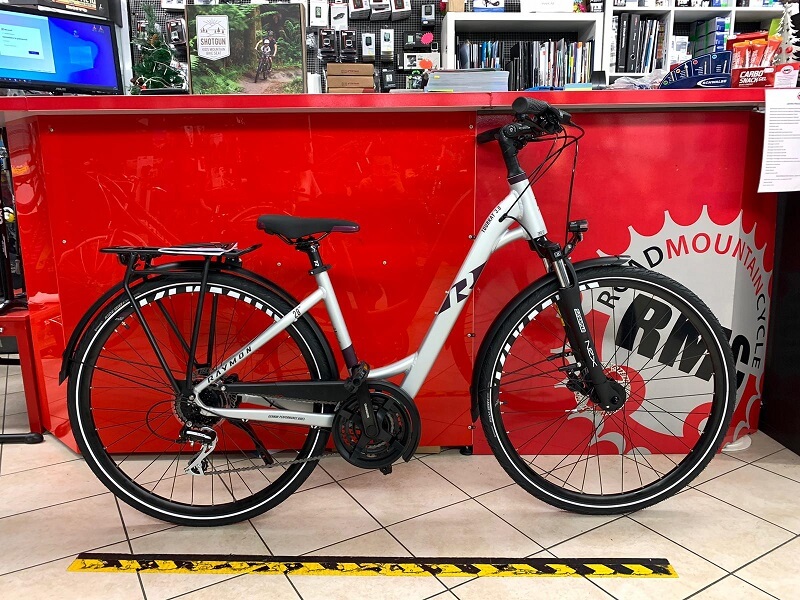 Raymon Tourray 3.0 Trekking. Bici City Bike a Verona. RMC