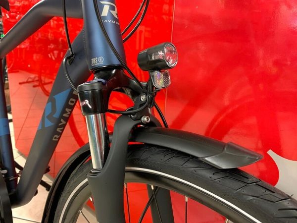 Raymon Tourray 4.0 uomo Trekking City Bike Verona. Bici per città. RMC negozio di biciclette