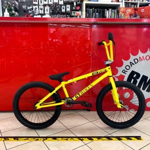 BMX Street GT gialla. Bici bmx street a Verona. RMC negozio di biciclette ragazzo a Verona