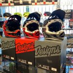 Caschi Troy Lee Designs D4. Casco BMX e MTB DH Downhill Verona. Accessori e protezioni per bici
