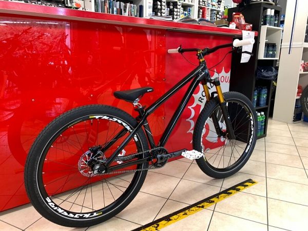 Dirt 26” personalizzate. Bici MTB Mountain Bike Verona. RMC negozio di biciclette a Verona