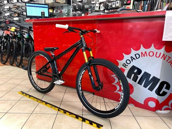 Dirt 26” personalizzate. Bici MTB Mountain Bike Verona. RMC negozio di biciclette a Verona