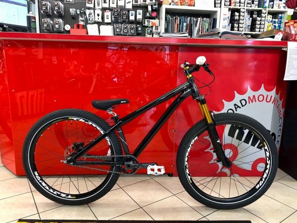 Dirt 26” personalizzate. Bici MTB Mountain Bike Verona. RMC negozio di biciclette a Verona