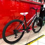 MTB donna 26” Distric nera e fuxia. Bici MTB Mountain Bike Verona. RMC negozio di biciclette Verona
