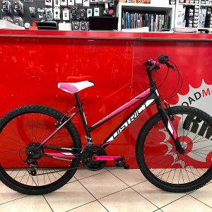 MTB donna 26” Distric nera e fuxia. Bici MTB Mountain Bike Verona. RMC negozio di biciclette Verona