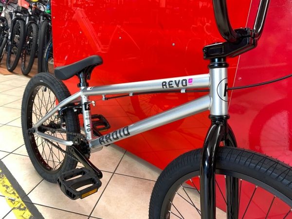 RADIO BMX Revo - Bici bmx freestyle, street e dirt. Bici bmx freestyle a Verona. RMC negozio Verona