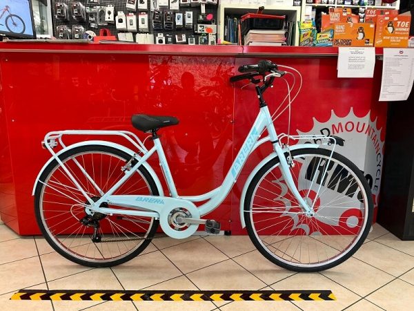 Brera Meneghina 26” azzurra. City Bike donna a Verona. Bici per città. RMC negozio biciclette Verona