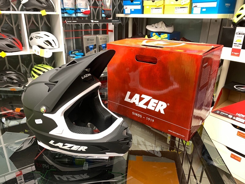 Casco LAZER Integrale nero. Casco BMX e MTB Downhill Verona