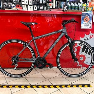 Kross Evado 3.0 Trekking uomo. Bici da strada Verona. Bici da corsa. RMC negozio biciclette a Verona