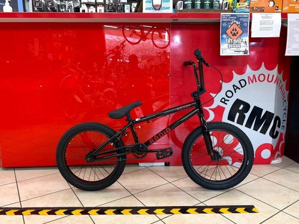 RADIO BMX Revo 16” nera. Bici bmx freestyle a Verona. RMC negozio biciclette street e dirt Verona