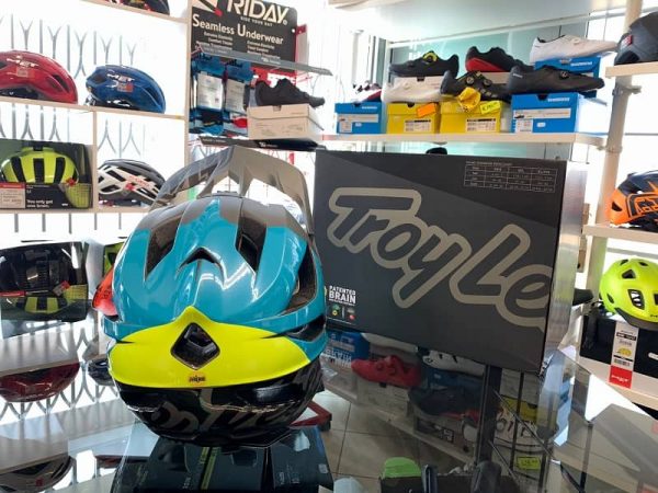 Casco Troy Lee Designs STAGE Nova Enduro. Casco MTB Enduro Verona. Accessori e protezioni bici