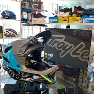 Casco Troy Lee Designs STAGE Nova Enduro. Casco MTB Enduro Verona. Accessori e protezioni bici