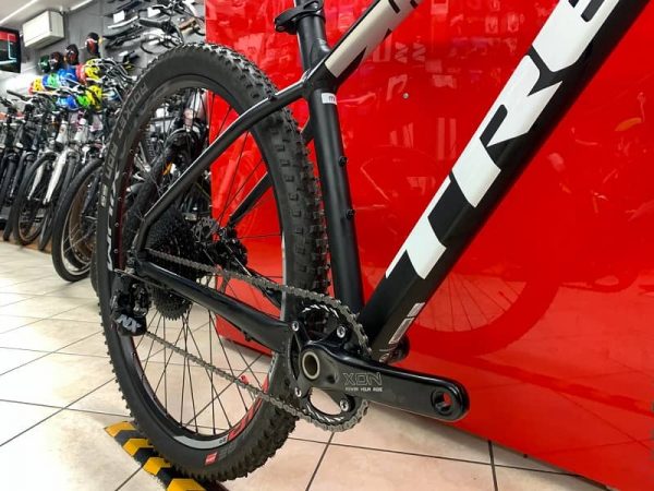 Trek Marlin personalizzata 2.0. MTB Mountain Bike Verona. RMC negozio di bici a Verona