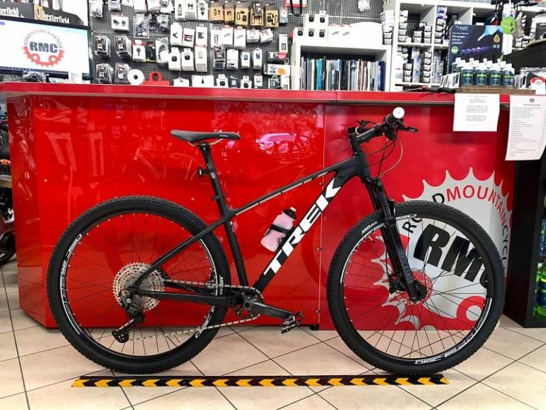 Trek Marlin personalizzata 4.0. MTB Mountain Bike Verona. RMC negozio di bici a Verona