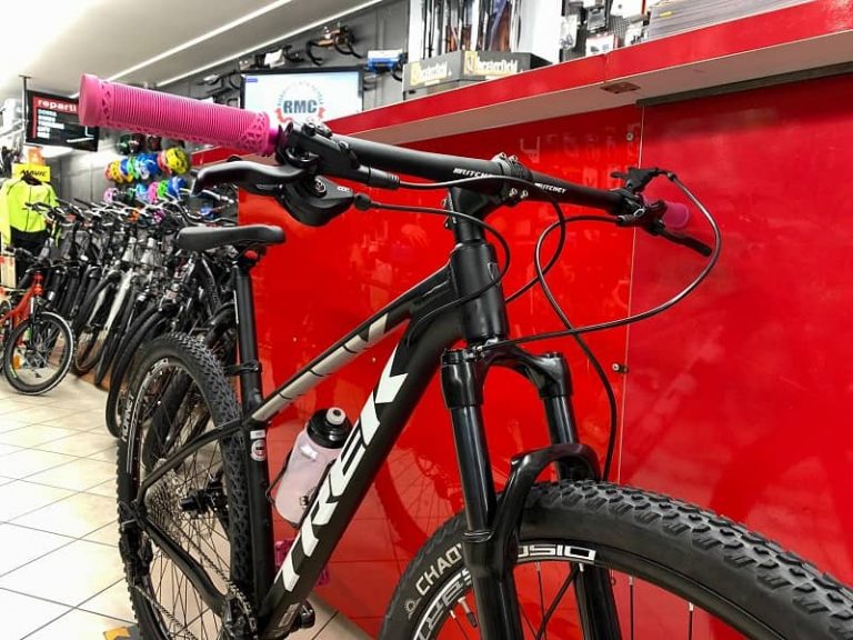 Trek Marlin personalizzata 5.0. MTB Mountain Bike Verona. RMC negozio di bici a Verona