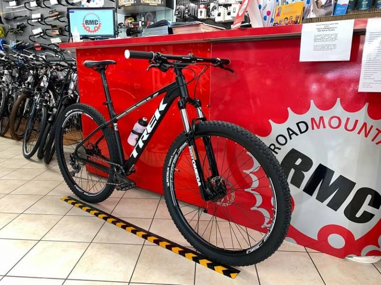 Trek Marlin personalizzata 6.0. MTB Mountain Bike Verona. RMC negozio di bici a Verona