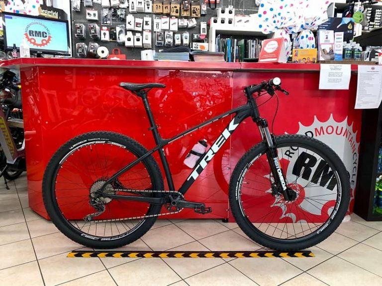 Trek Marlin personalizzata 6.0. MTB Mountain Bike Verona. RMC negozio di bici a Verona