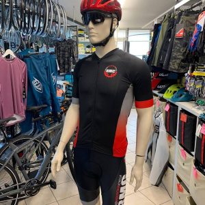 Completino RMC. Maglia e salopette. Abbigliamento per bici a Verona