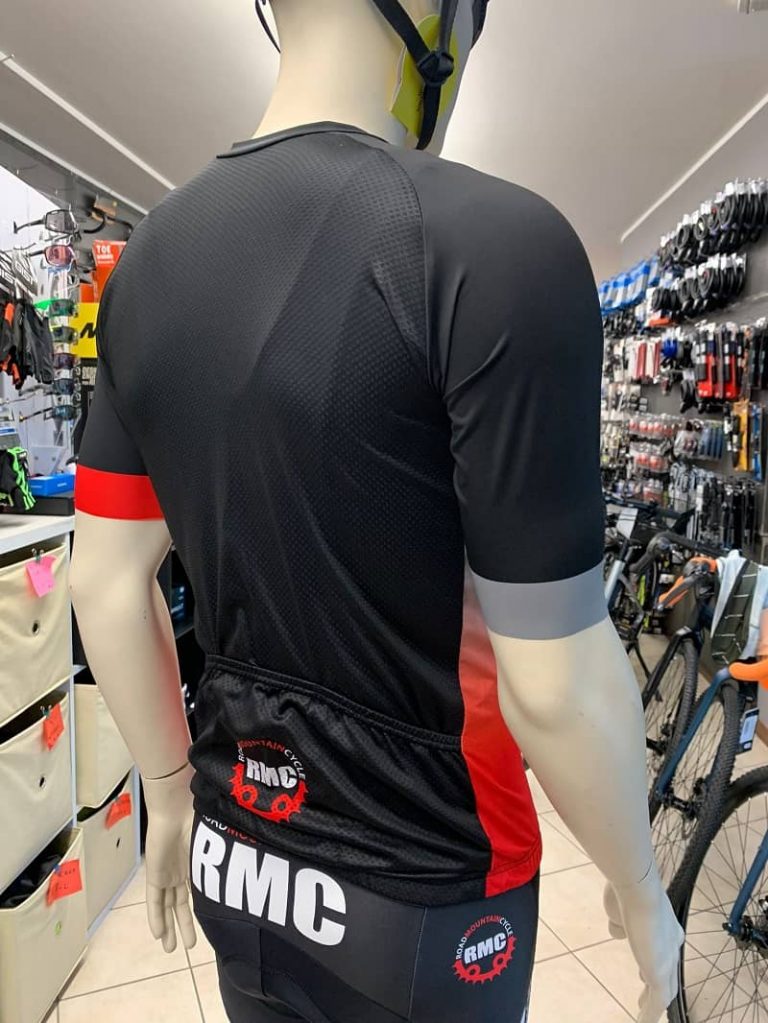 Completino RMC. Maglia e salopette. Abbigliamento per bici a Verona