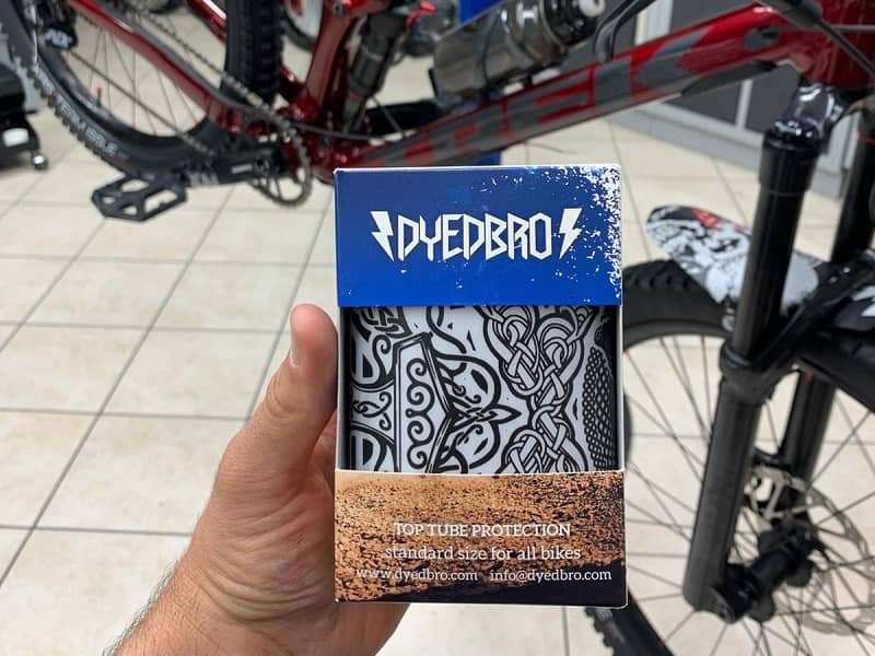 Protezione Telaio su misura Dyedbro. Accessori per bici Verona